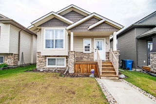 147 Heartland Crescent