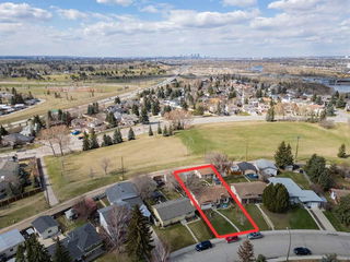 327 Queensland Circle