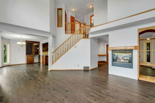 228 Macewan Park View
