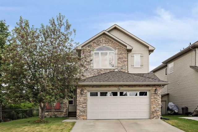 52 Crystal Green Drive