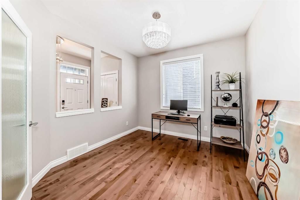 Listing Image 15