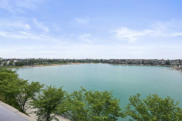 301 - 23 Mahogany Circle