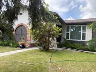 343 Manora Rise