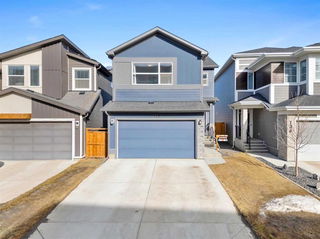 132 Wolf Hollow Crescent SE