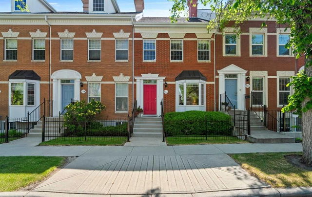 134 Inverness Square SE