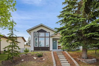 680 Macewan Drive NW