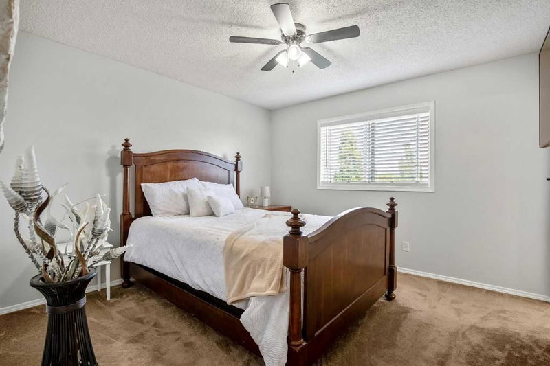 438 Sheep River Point, Okotoks, T1S 1S3 | Image 3