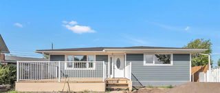 1008 Riddell Place SE