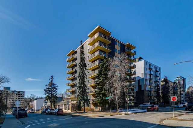 903 - 1107 15 Avenue SW