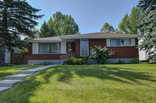 4043 Dalarna Bay NW