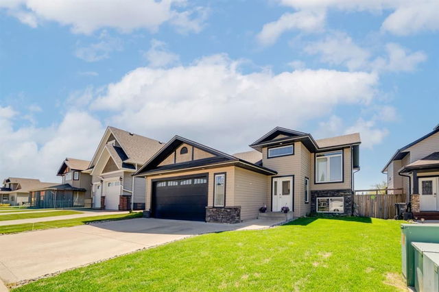 20 Heartland Crescent