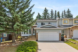 131 Stratton Crescent SW