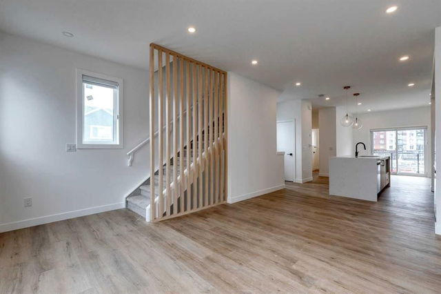 16 - 903 Mahogany Boulevard SE