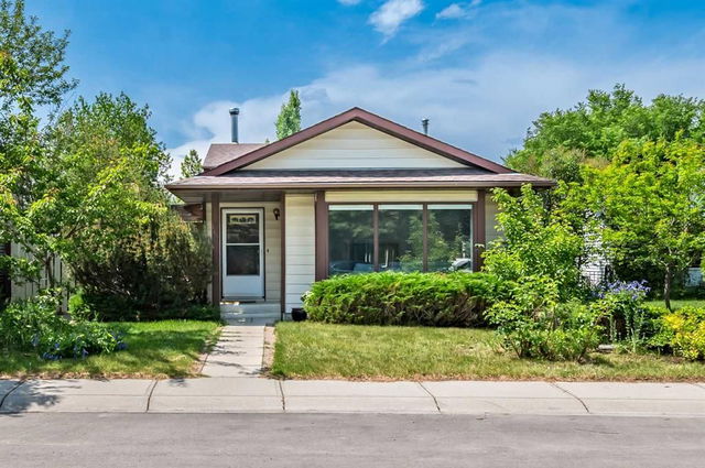 115 Mckinley Road SE