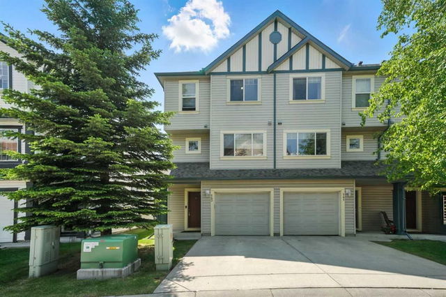 143 Copperfield Lane SE