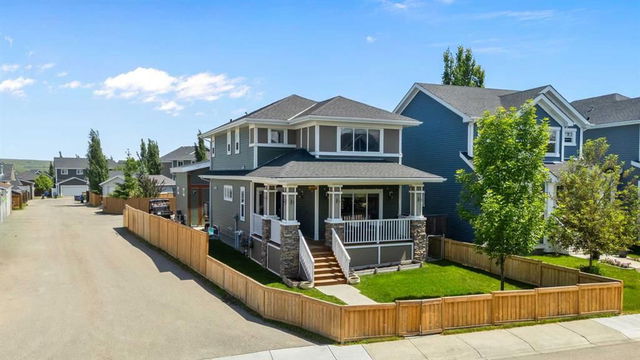 97 River Heights Crescent