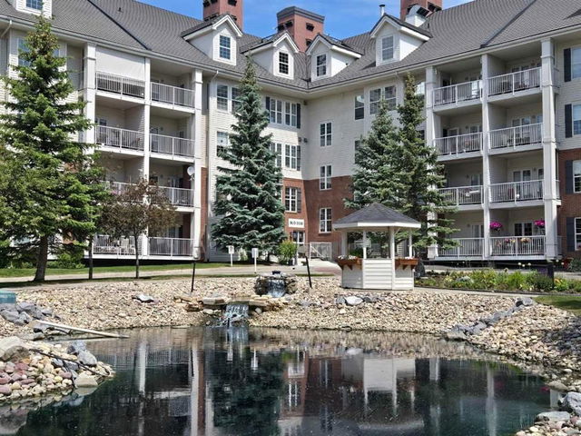 2158 - 151 Country Village Road NE