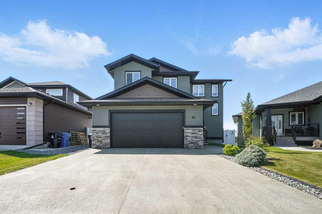 82 Mitchell Crescent