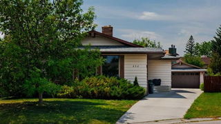 232 Deer Run Close SE