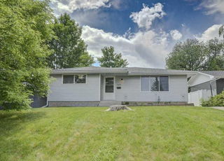 3035 Oakmoor Drive SW