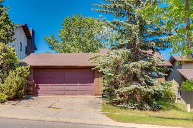 300 Edgehill Drive NW