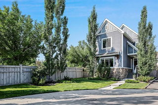 194 Mahogany Heights SE