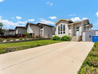 54 Terrace View NE