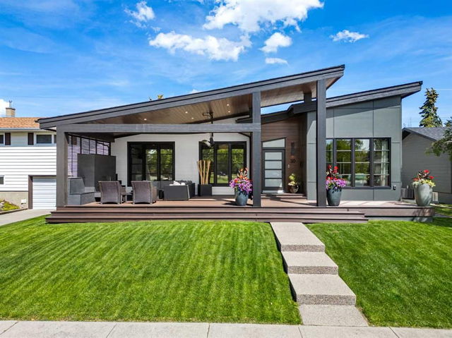 30 Granlea Place SW