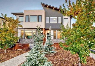 Unit 2 - 940 38th Street SW