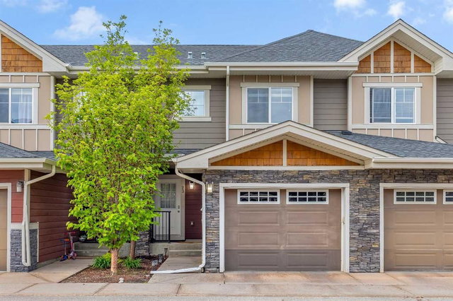 23 W Coach Manor SW, Calgary, AB | Condos.ca