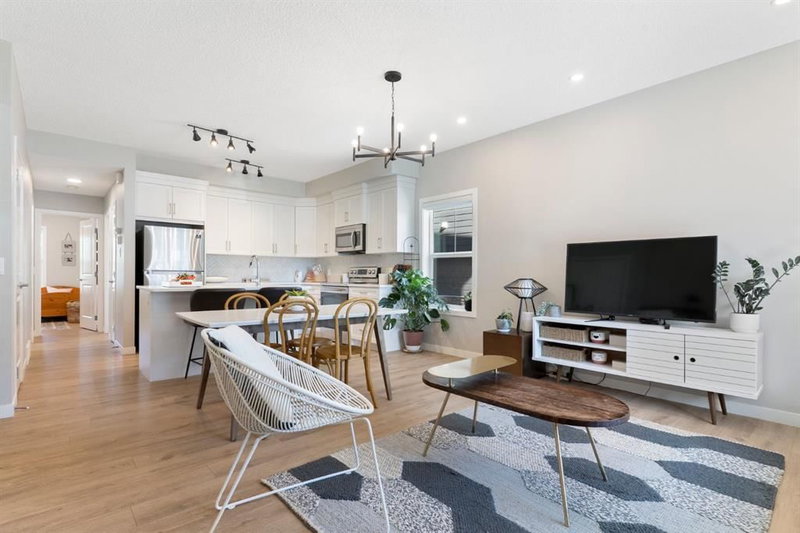 1001 - 250 Fireside View, Cochrane, T4C 2M2 | Image 2