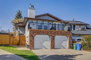 347 Ranchridge Bay NW