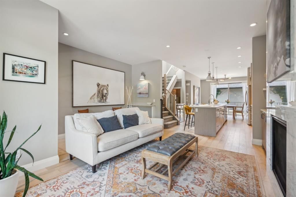Listing Image 9