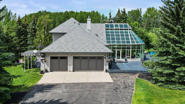 243079 Horizon View Rd, Calgary, AB | Property.ca