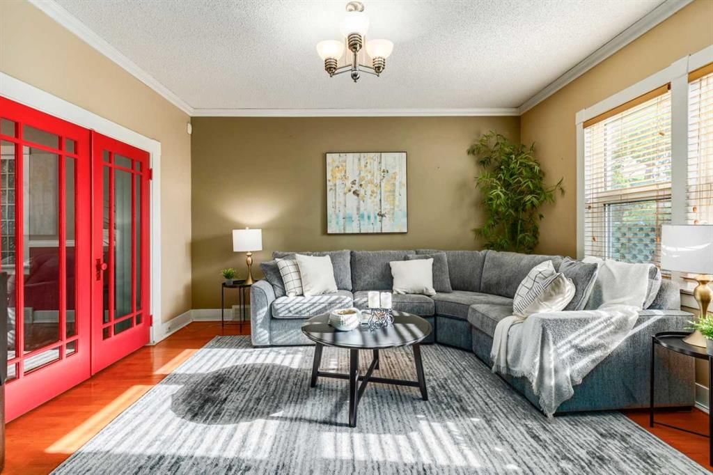 Listing Image 3