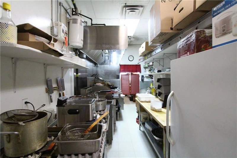 123 cochrane Avenue W, Cochrane, T4C 1X3 | Image 2