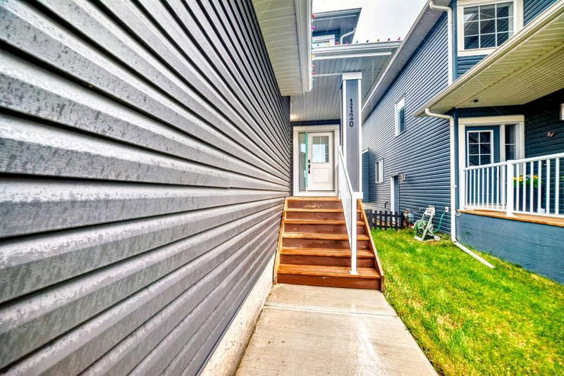1120 Iron Landing Way, Crossfield, T0M 0S0 | Image 2