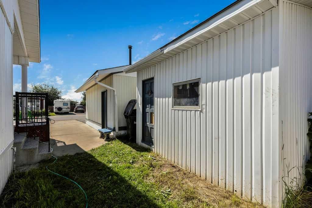 Listing Image 33