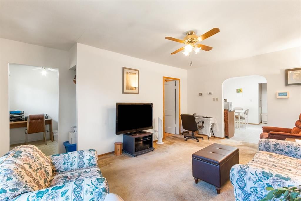 Listing Image 13