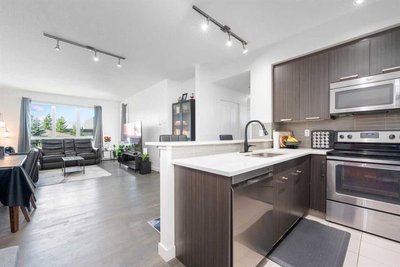 2205 - 175 Silverado Boulevard SW, Calgary, T2X 0V5 | Image 2