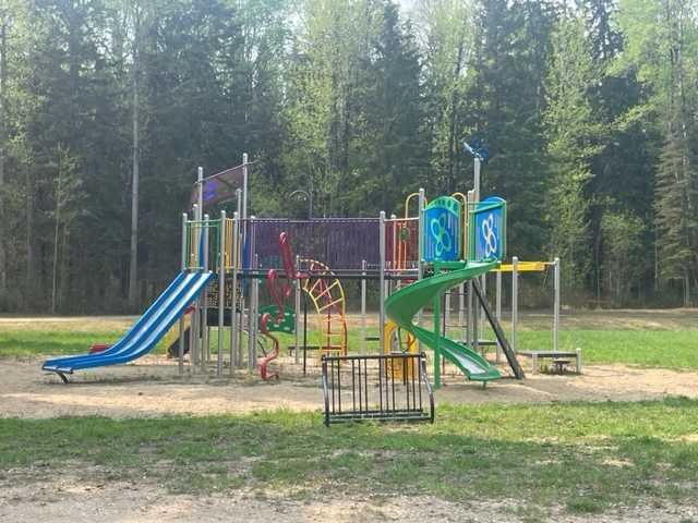 851 Wolf Trail