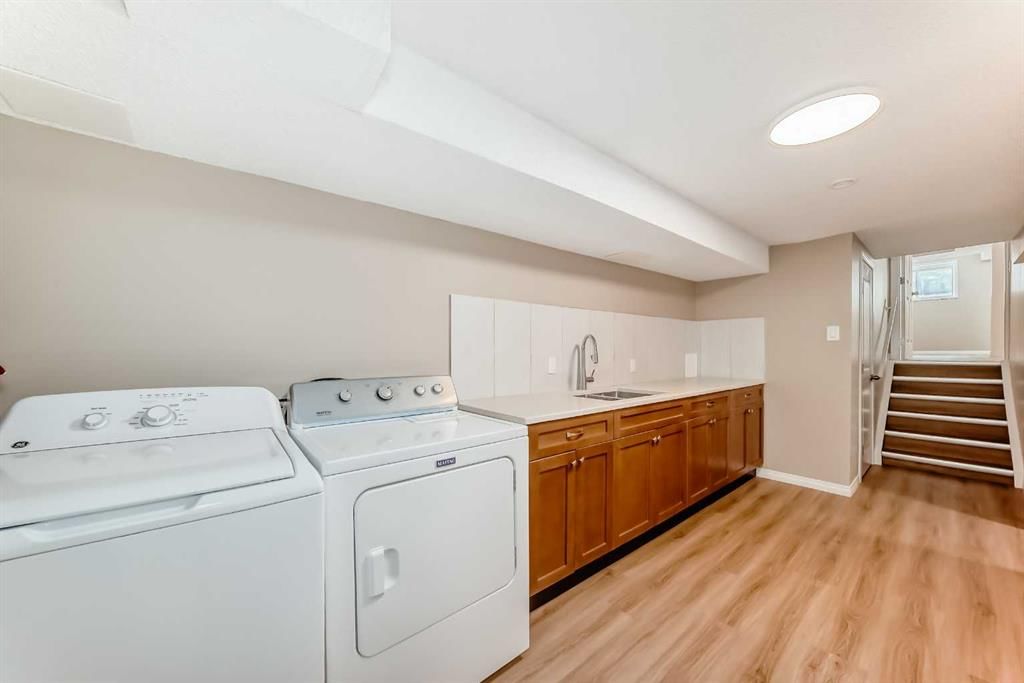Listing Image 45