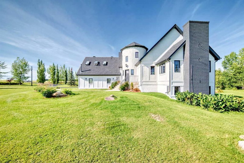250020 Range Road 32, Rocky View County AB - For Sale | HonestDoor