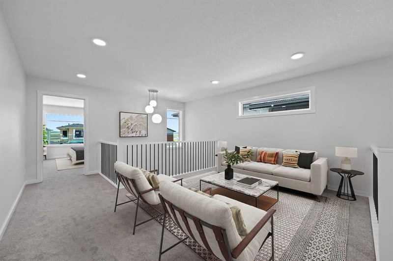 11 Heritage Link, Cochrane, T4C 2J8 | Image 2