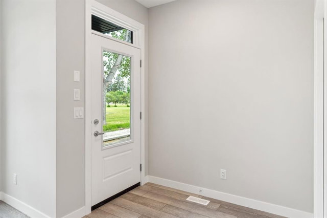 8 Alderwood Close SE