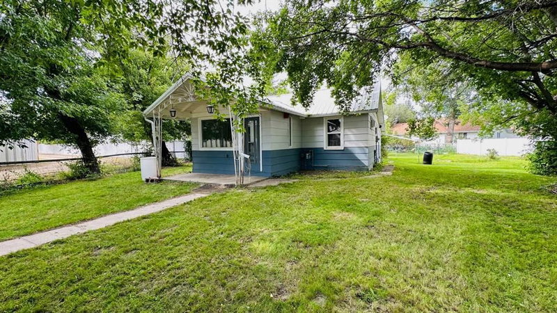 1133 300 Newcastle Place, Drumheller, T0J 0Y2 | Image 2