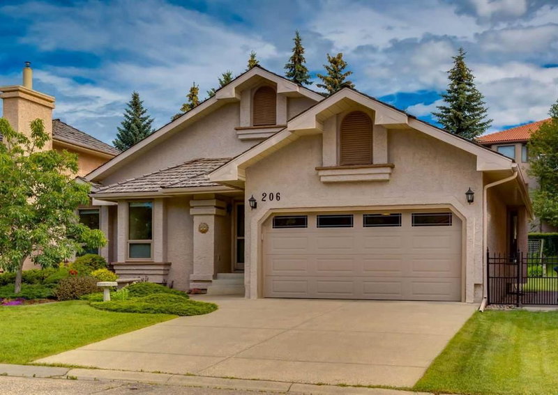 206 Hawkside Mews NW, Calgary, T3G 3K9 | Image 2