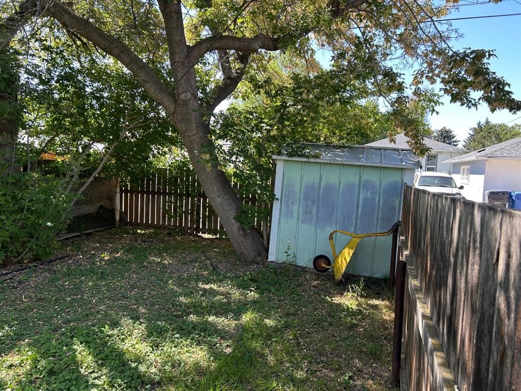 Listing Image 7