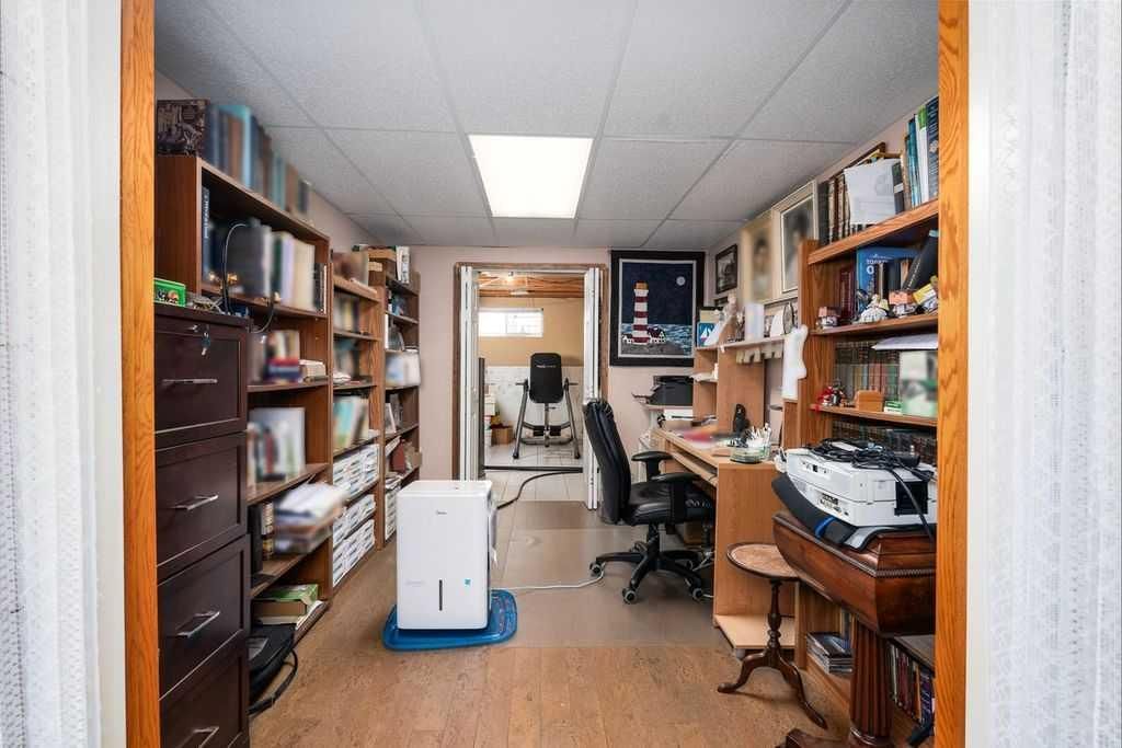 Listing Image 31