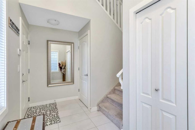 149 Carrington Drive, Red Deer, T4P 0G5 | Image 3